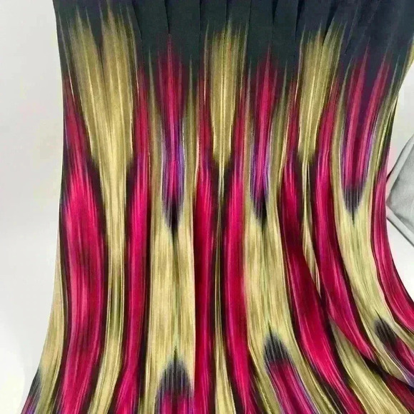 Tahari Arthur Levine Size 10 Cap Sleeve Keyhole Neck Pleated Sheath Dress Black - Picture 10 of 11